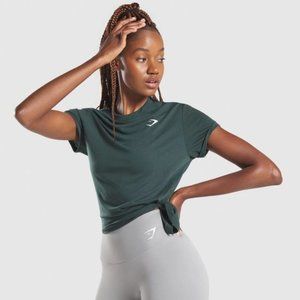 Gymshark Essential Tee - Dark Green